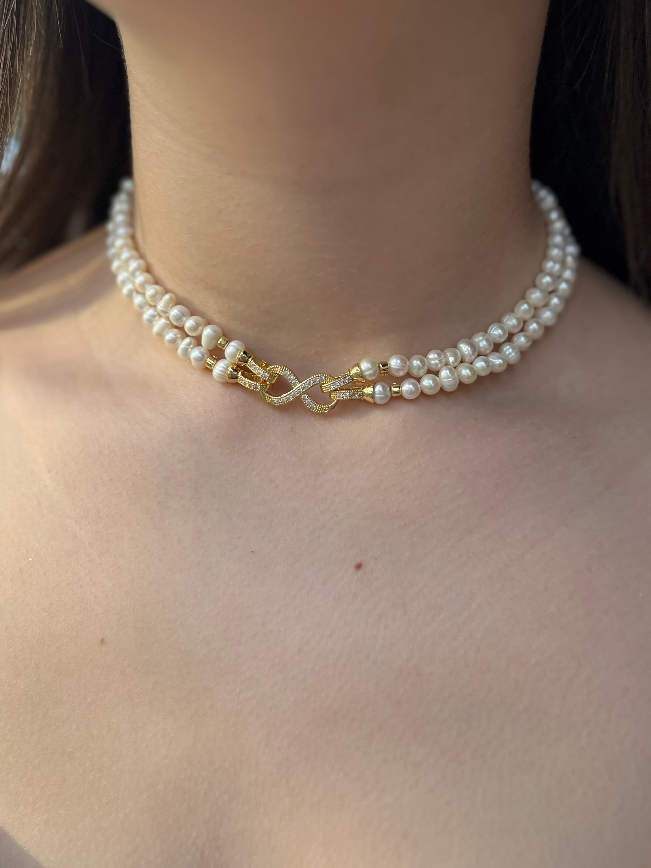 Pearl Choker Necklace : 18K Gold Plated Zirconia Clasp