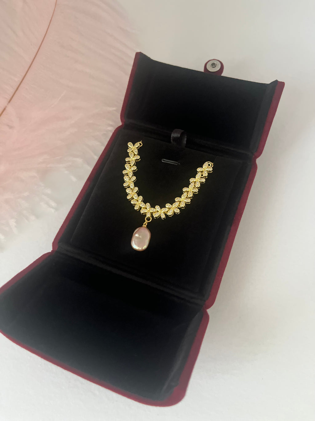 Baroque Pearl and zirconia Y-Necklace, 18k gold plated