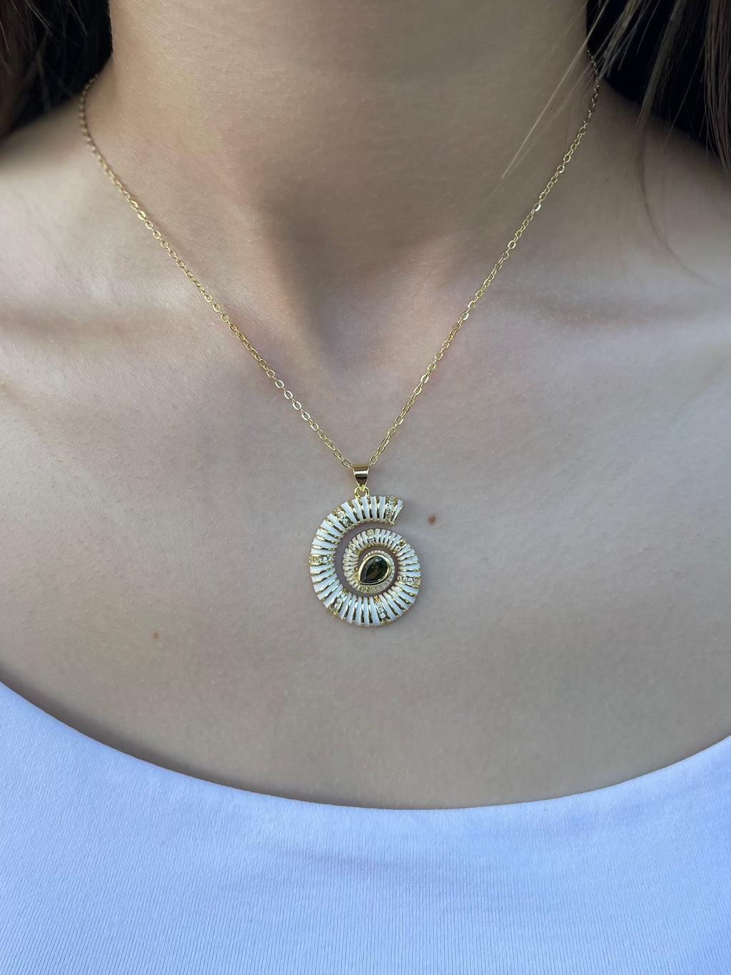 Necklace with 18K Gold shell conch pendant