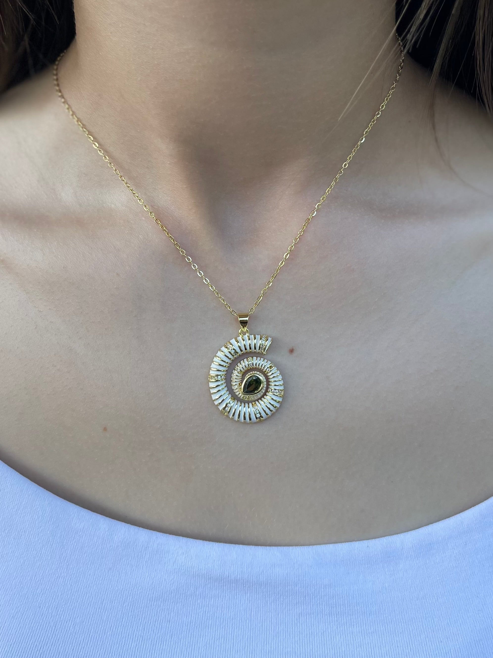 Necklace with 18K Gold shell conch pendant