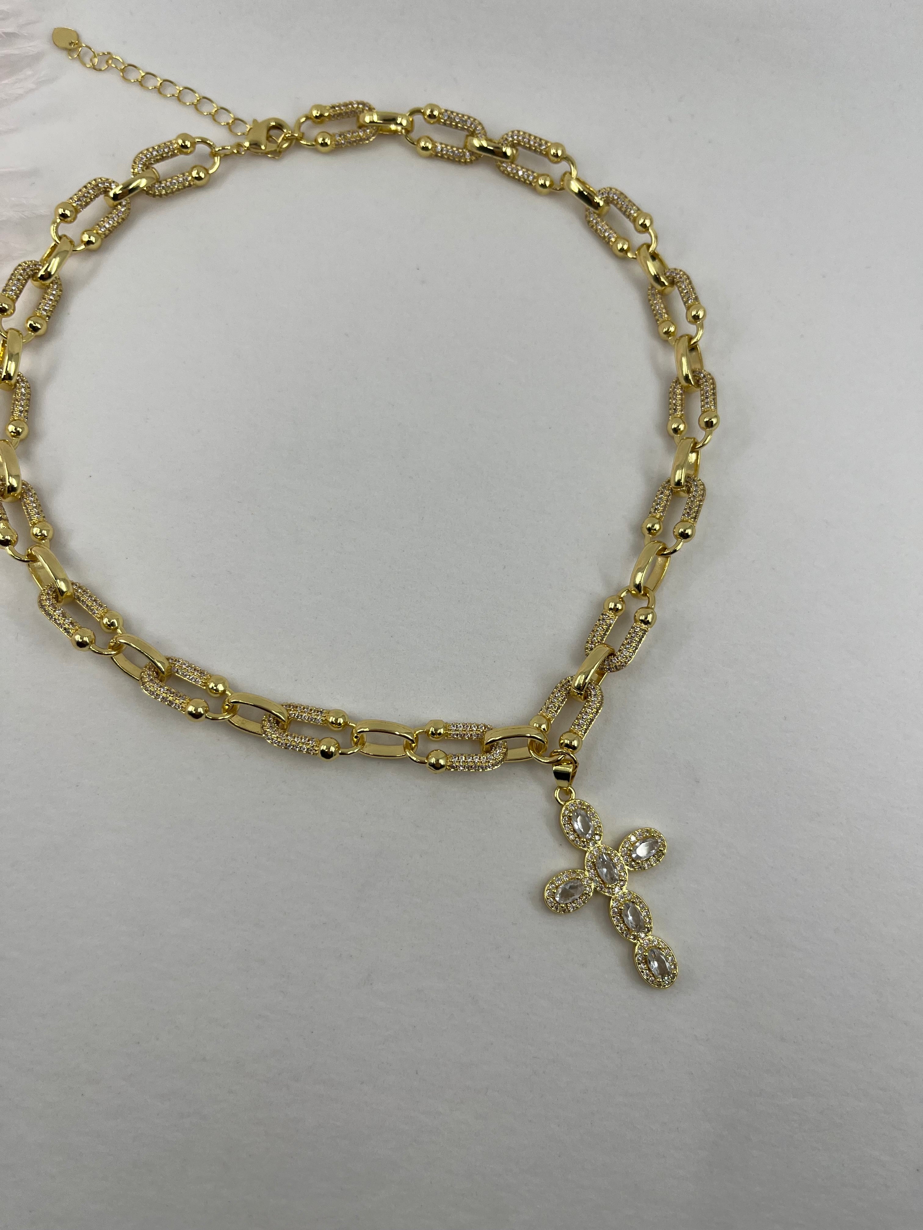 Zirconia chain necklace with cross pendant