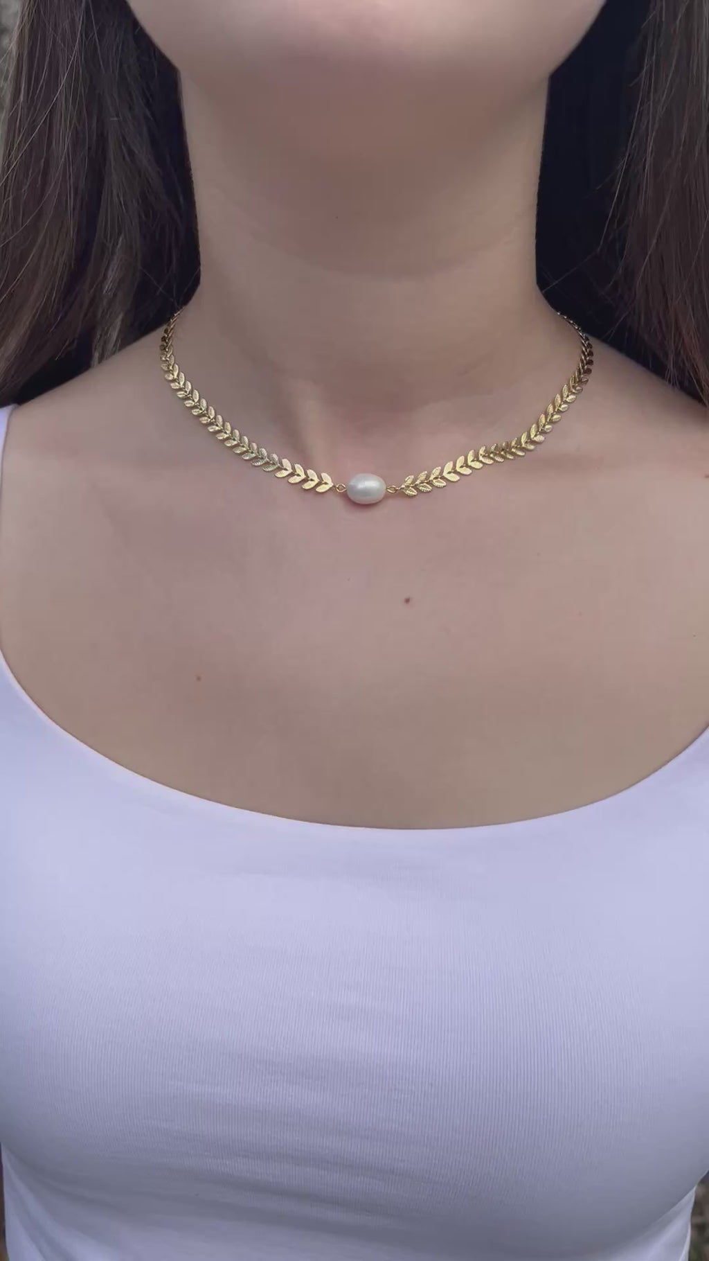 18K Gold Chain choker with natural pearl