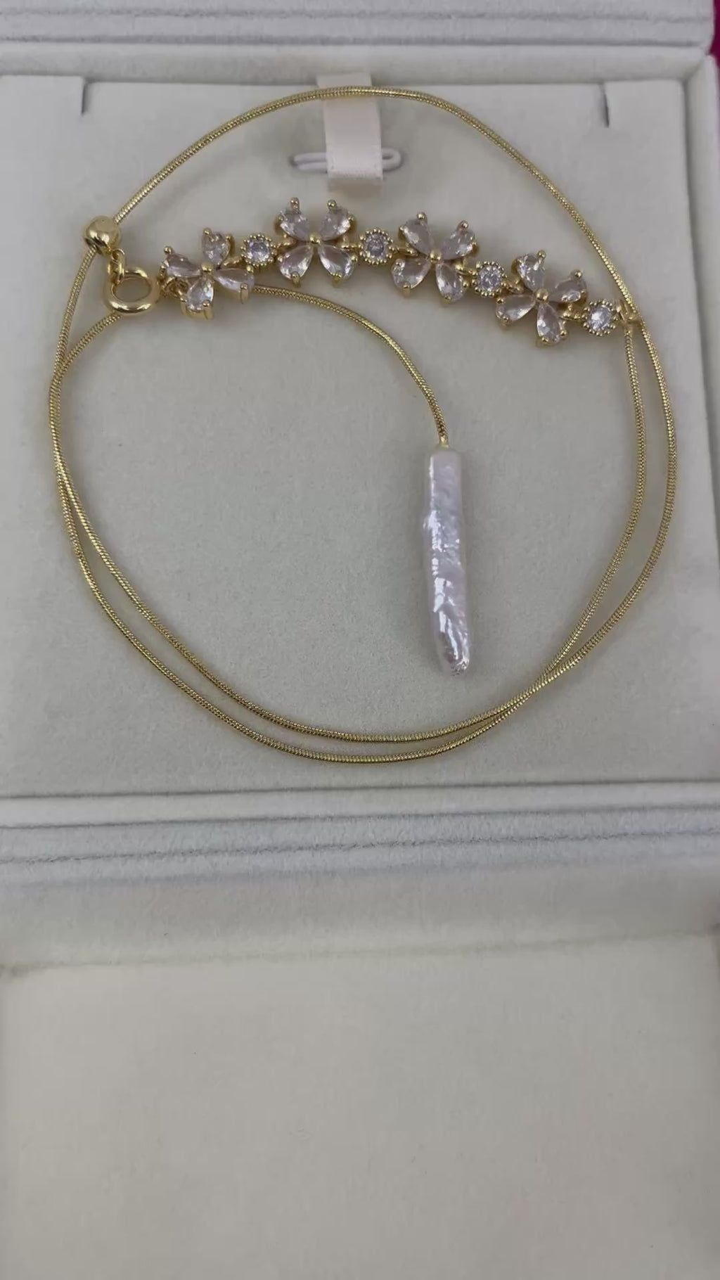 Baroque Pearl and zirconia Y-Necklace, 18k gold plated