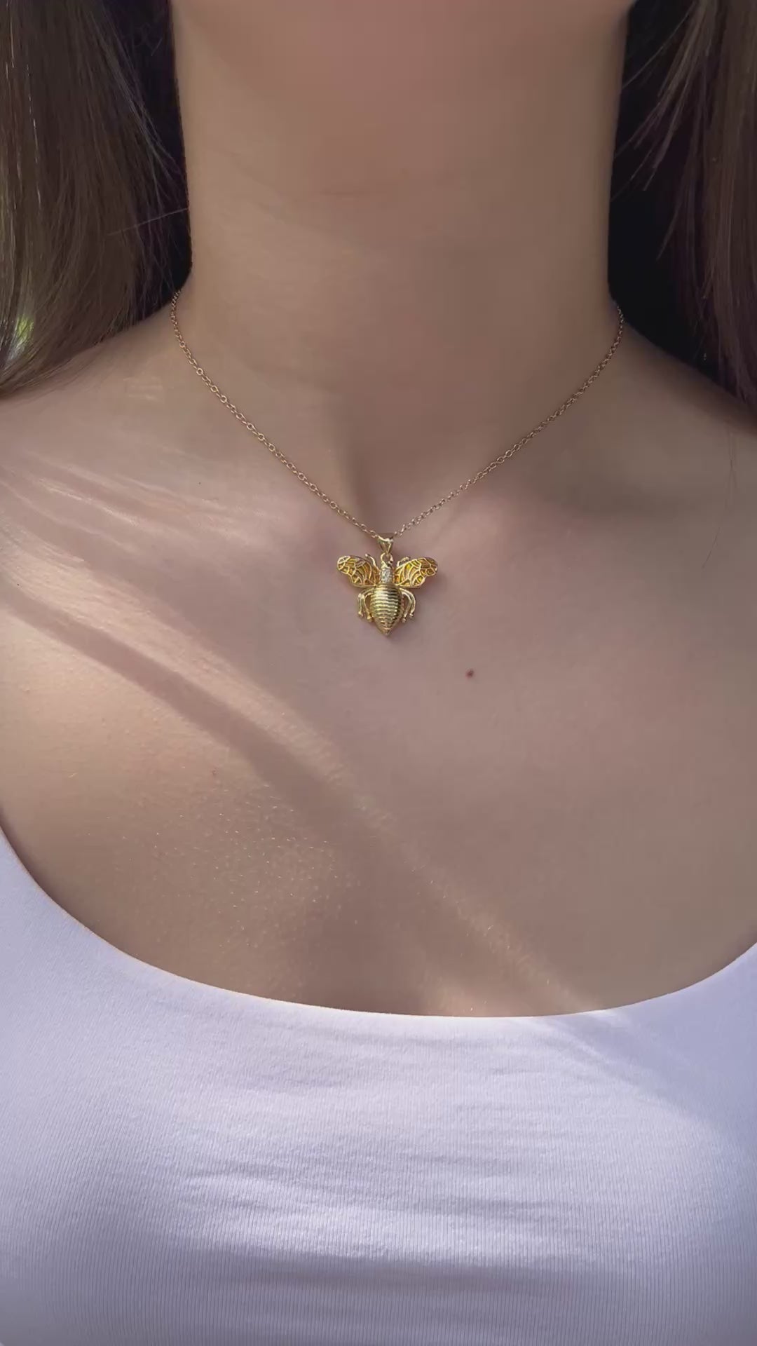 Bee choker necklace, 18k gold plated