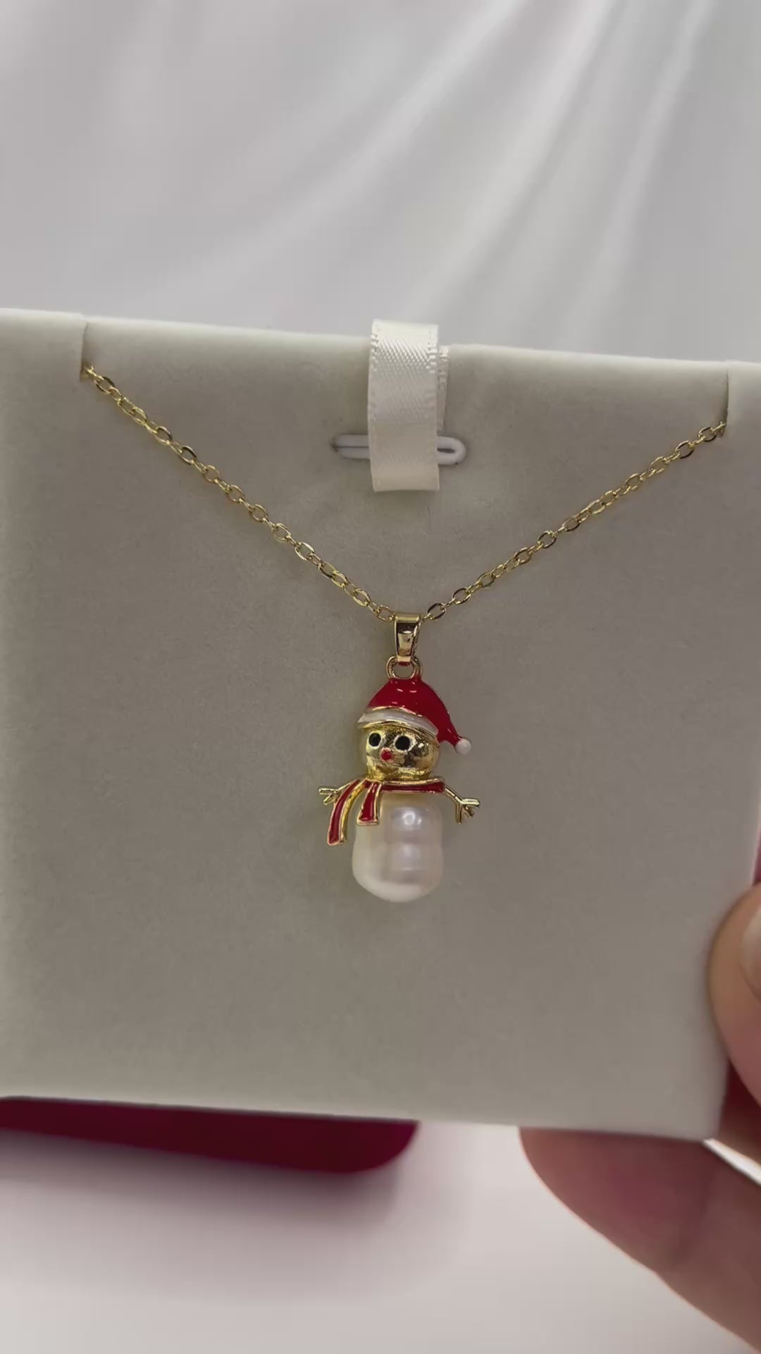 Natural freshwater Pearl Snowman Necklace: 18K Gold Plated Christmas Pendant
, including velvet box
