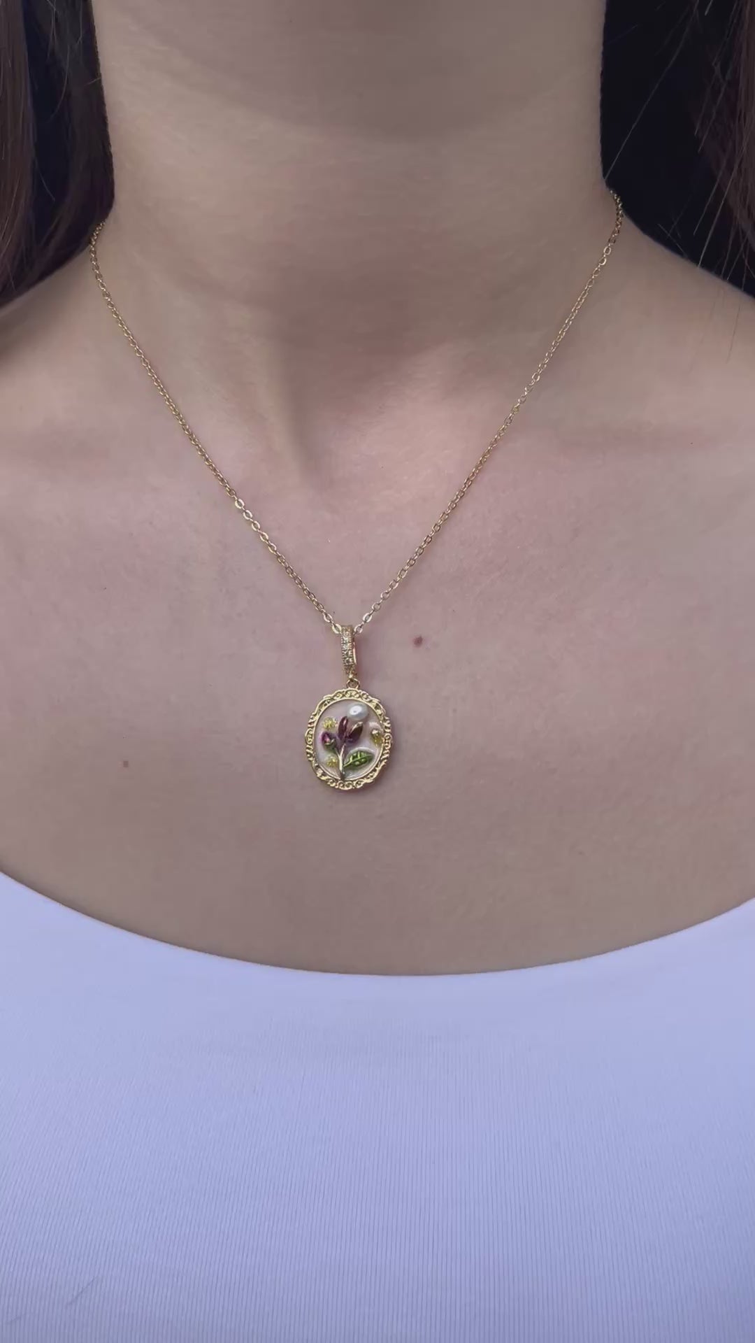 18K Gold Flower Enamel Pearl Pendant Necklace
