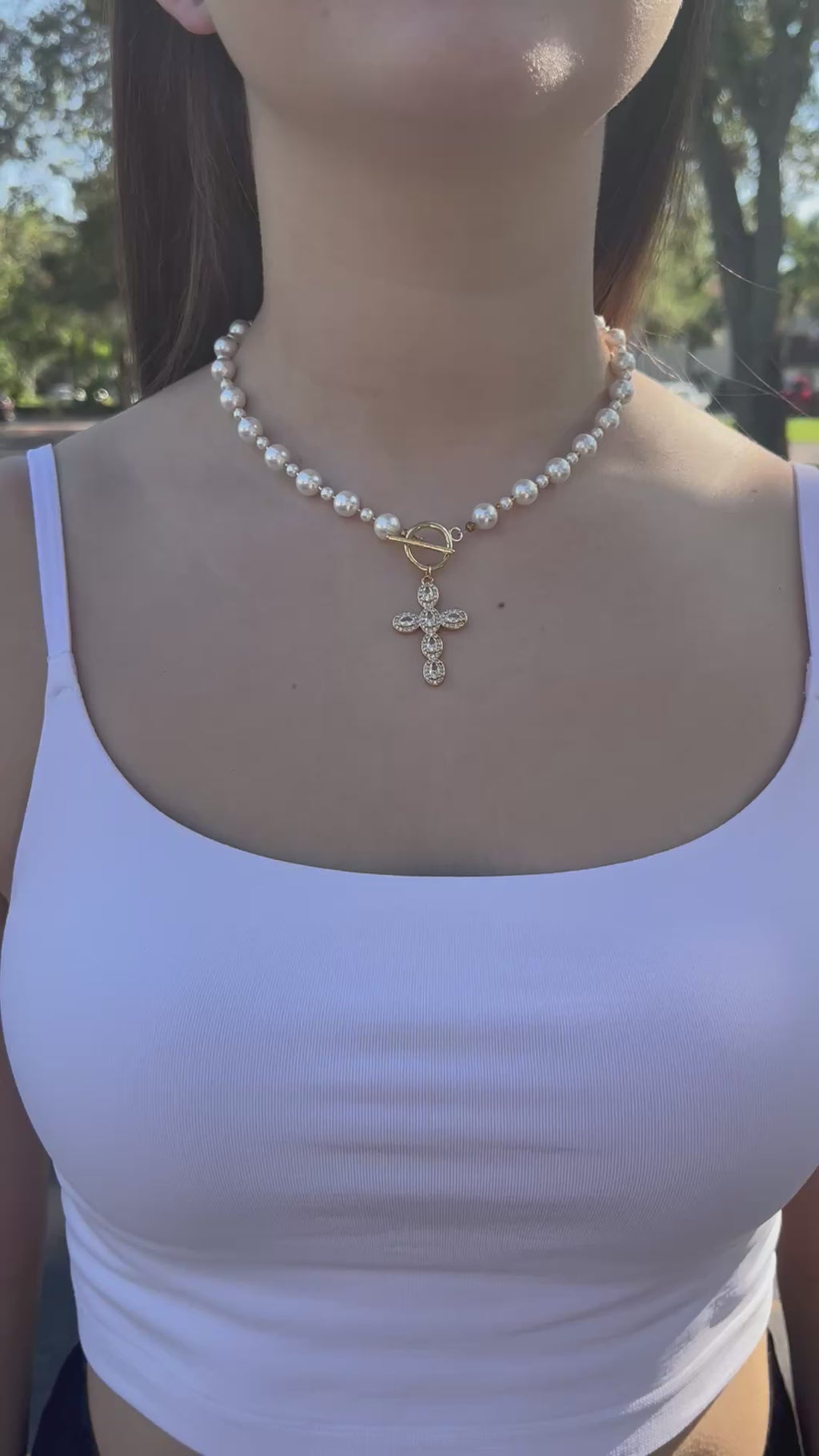 Shell Pearl Choker Necklace with Cross pendant: 18K Gold Plated